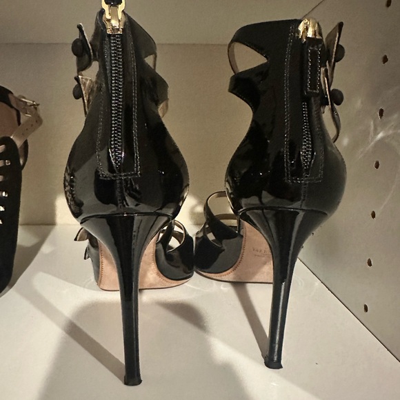 AUTHENTIC- Black strap VALENTINOS - Picture 4 of 5